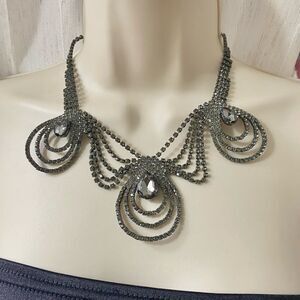 𝅺CRYSTAL web necklace 